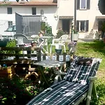 Old School Bacedasco Bed and breakfast