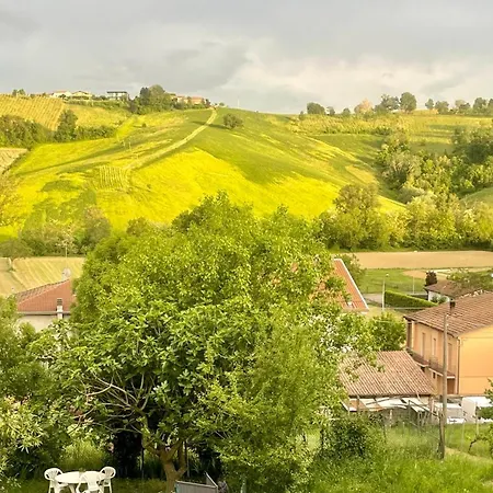 Old School Bacedasco לינה וארוחת בוקר