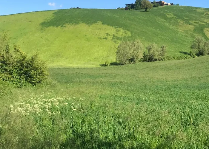 Old School Bacedasco فندق مبيت وإفطار Vernasca