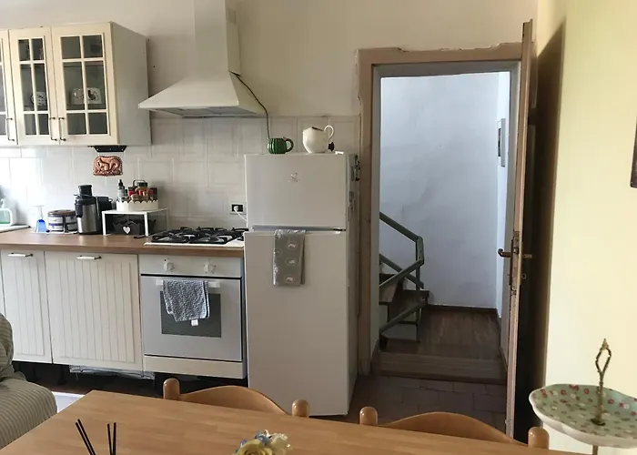 فندق مبيت وإفطار Old School Bacedasco