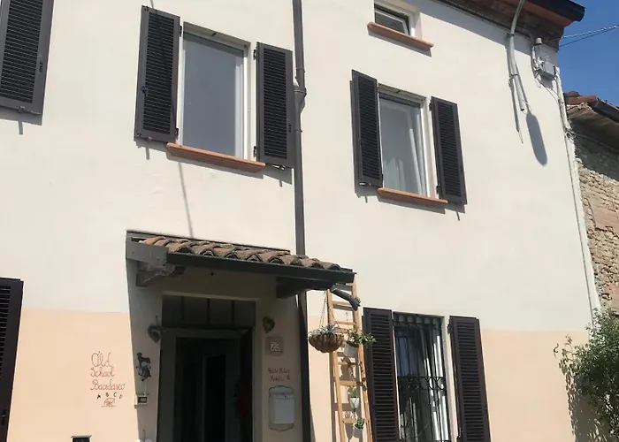 Bed and breakfast Old School Bacedasco Vernasca