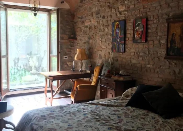 Bed and breakfast Old School Bacedasco Vernasca