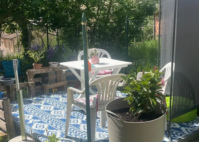 Old School Bacedasco Bed and breakfast