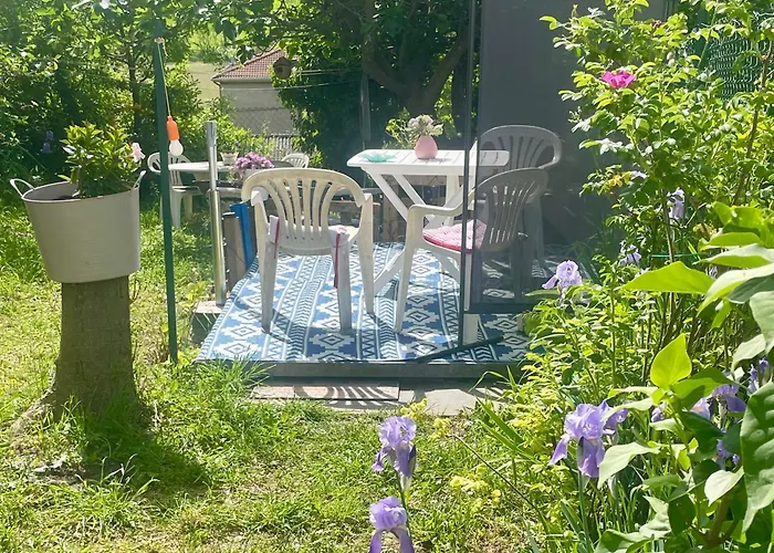 فندق مبيت وإفطار Old School Bacedasco